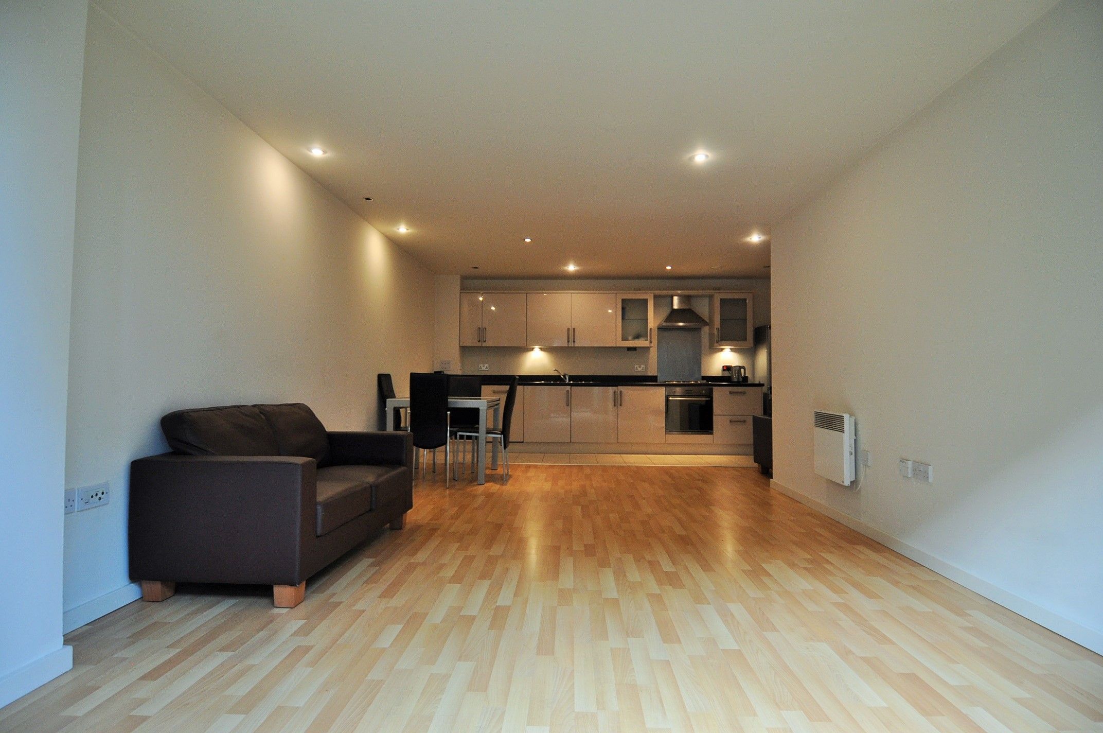 2 bed flat to rent in Masshouse Plaza, Birmingham B5 Zoopla