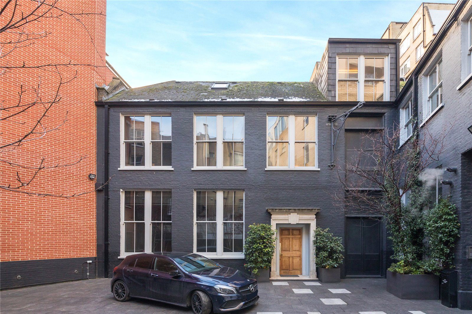 3 bed property for sale in Aldersgate Street, Clerkenwell, Islington