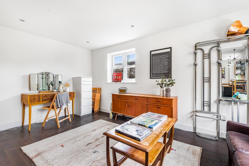 Cornwallis Square, Islington N19  