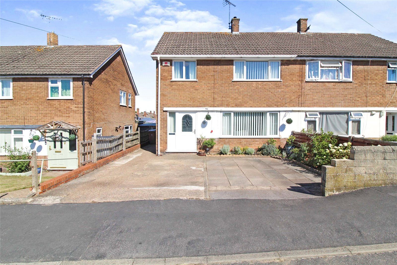 3 bed semidetached house for sale in Cambridge Road, Rainworth