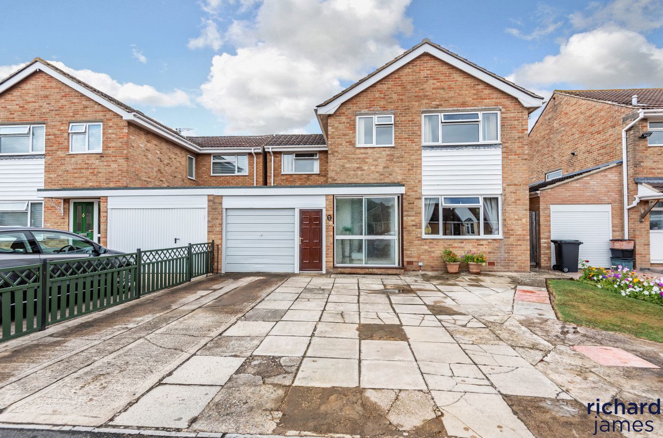 4 bed detached house for sale in Rawston Close, Nythe, Swindon