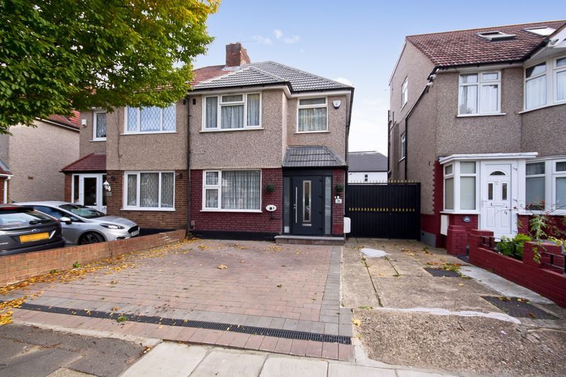 3 bed semidetached house for sale in Danemead Grove, Northolt UB5 Zoopla