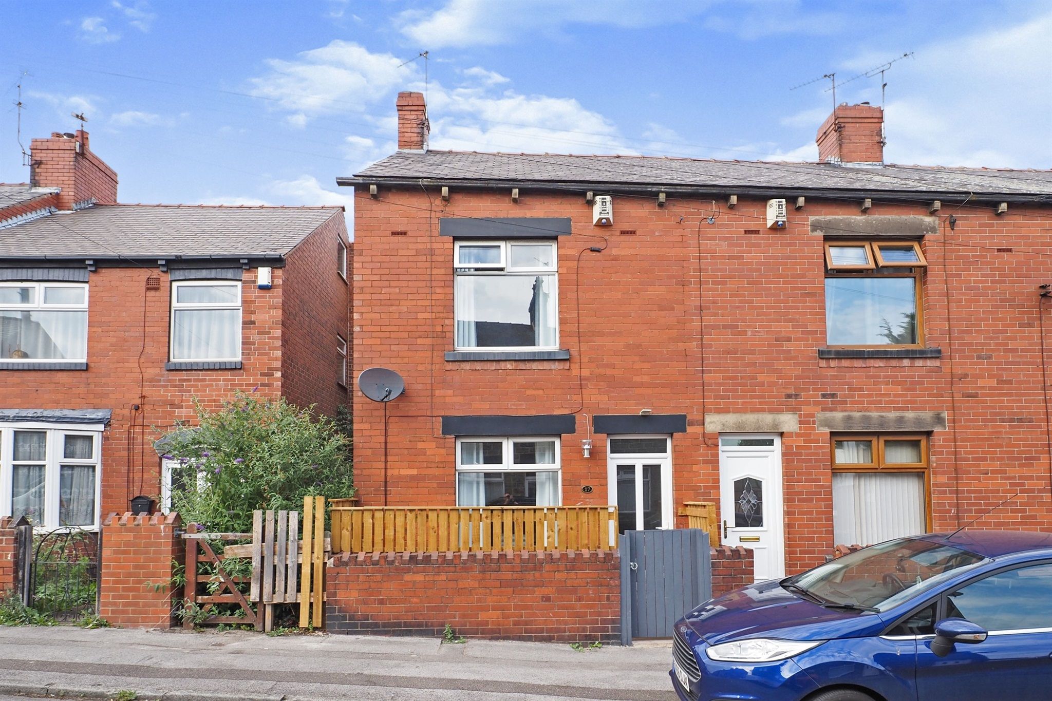 2 bed end terrace house for sale in Stocks Lane, Barnsley S75 Zoopla