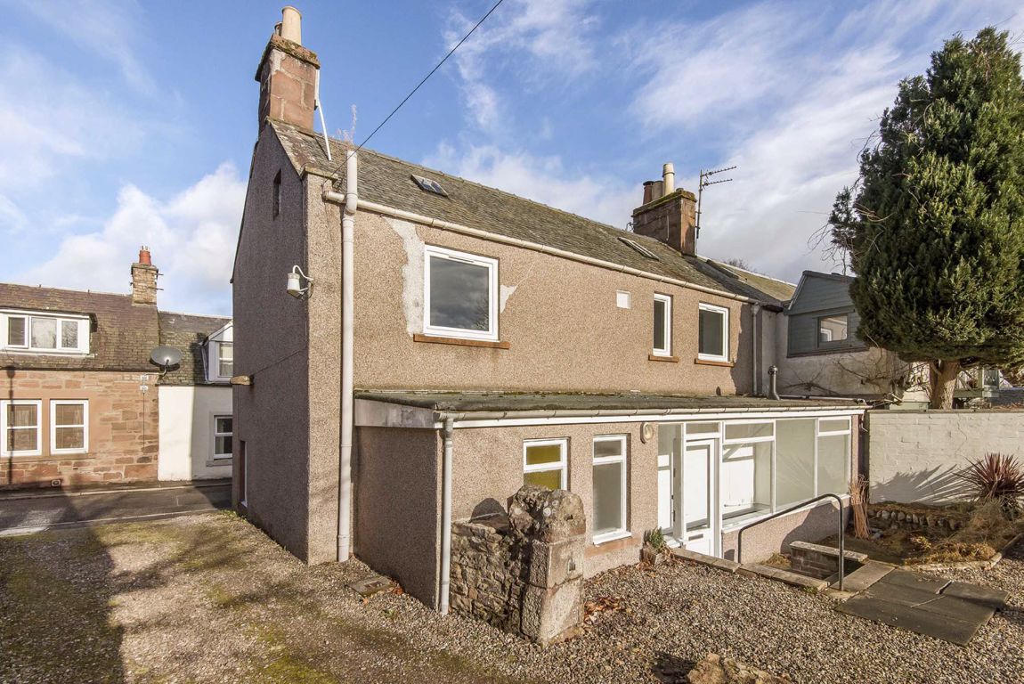 2 bed semidetached house for sale in James Street, Alyth, Blairgowrie
