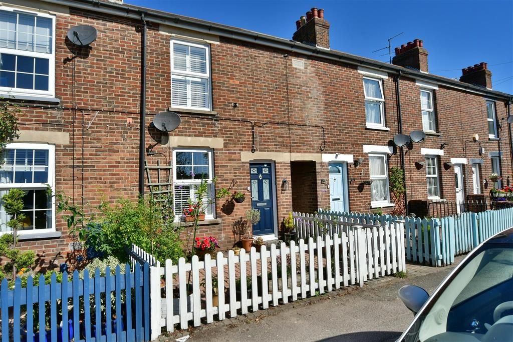 3 bed terraced house for sale in Church Road, Murston, Sittingbourne