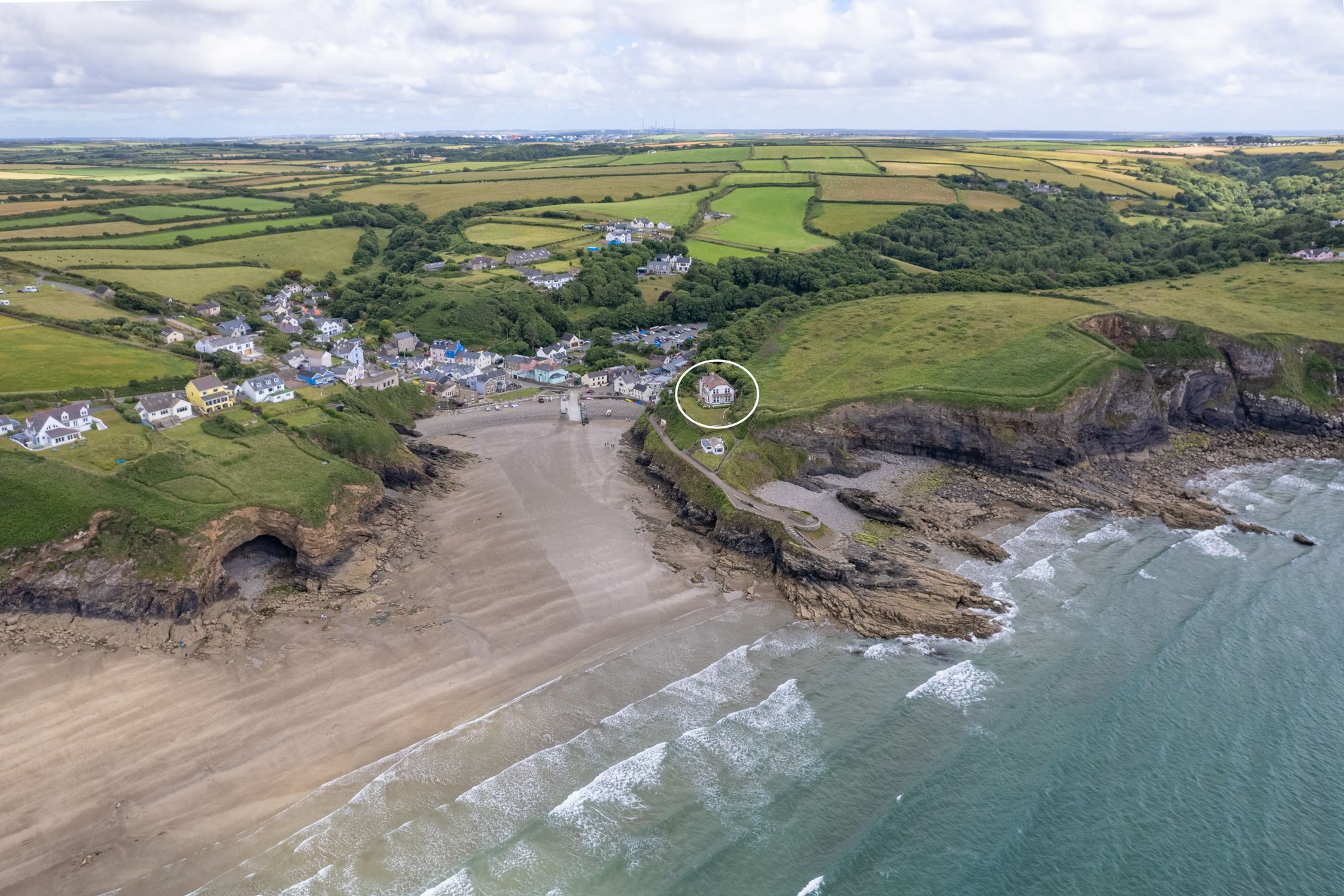 3 bed flat for sale in Point Road, Little Haven, Haverfordwest SA62 Zoopla