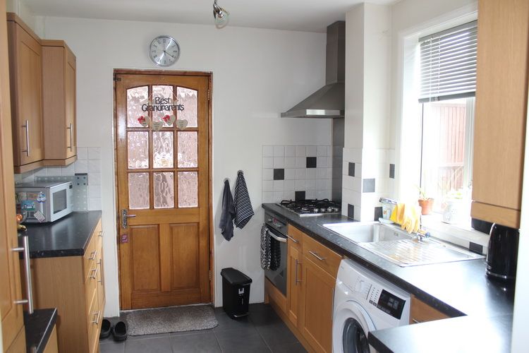 3 bed semidetached house for sale in Hutton Gardens, Harrow HA3 Zoopla