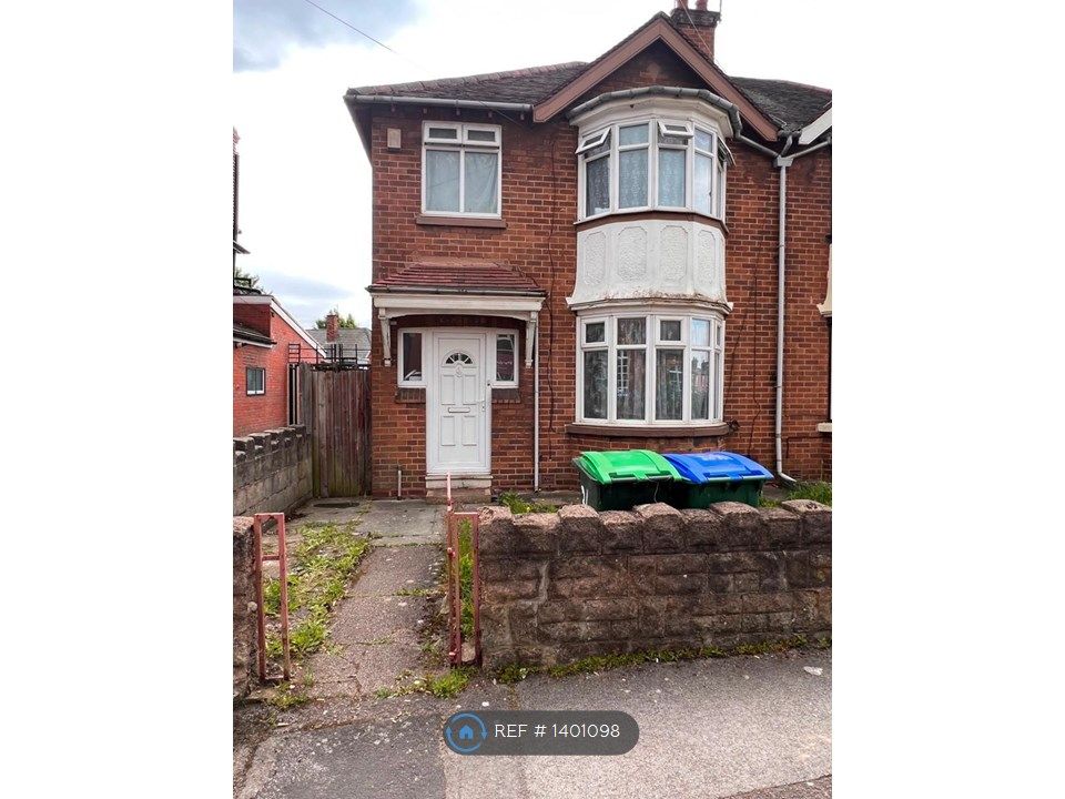3 bed end terrace house to rent in Oak Lane, West Bromwich B70 Zoopla