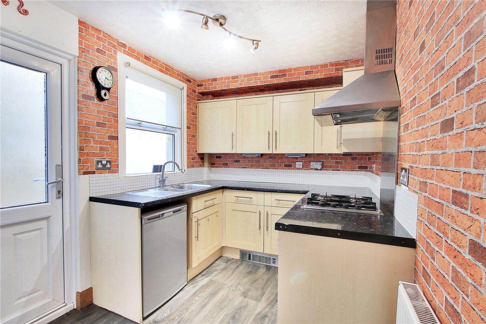 2 bed terraced house for sale in Moore Street, Rochester, Kent ME2 Zoopla