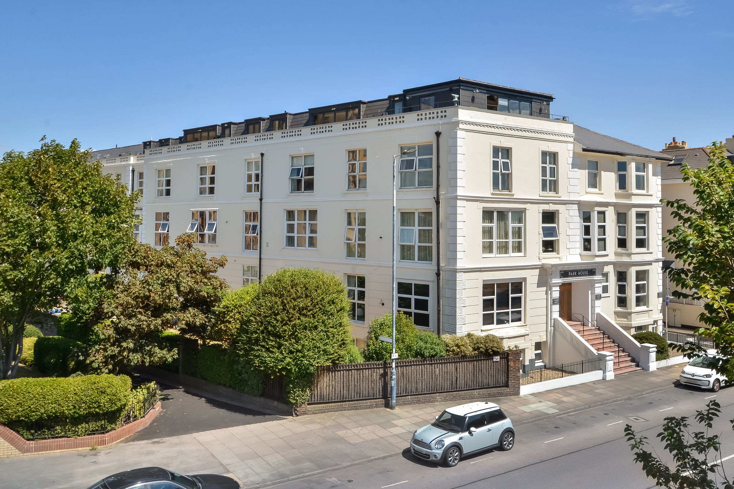 4 bed flat for sale in Clarence Parade, Southsea PO5 Zoopla