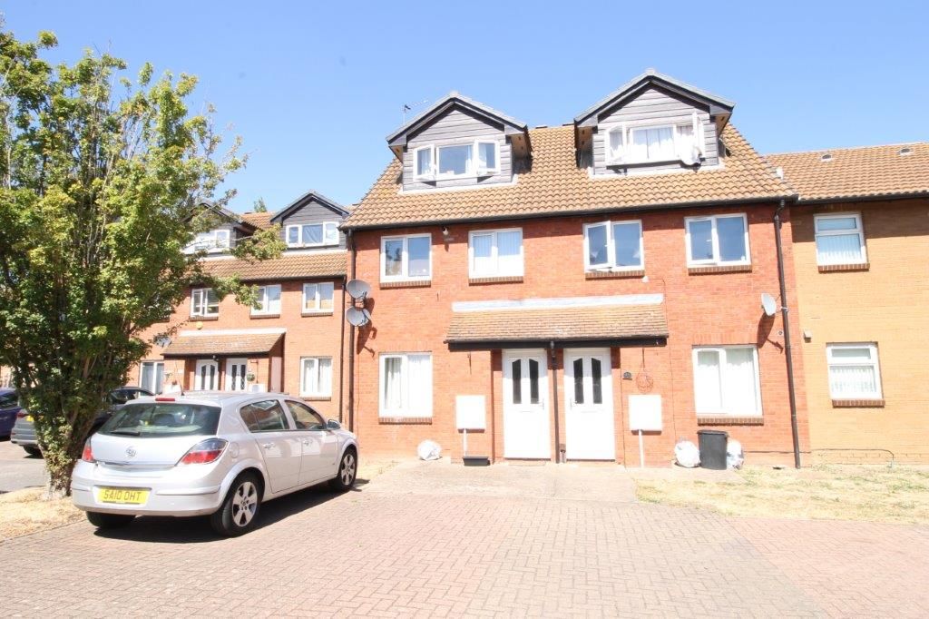 2 bed to rent in Helmsdale Close, Yeading UB4 Zoopla
