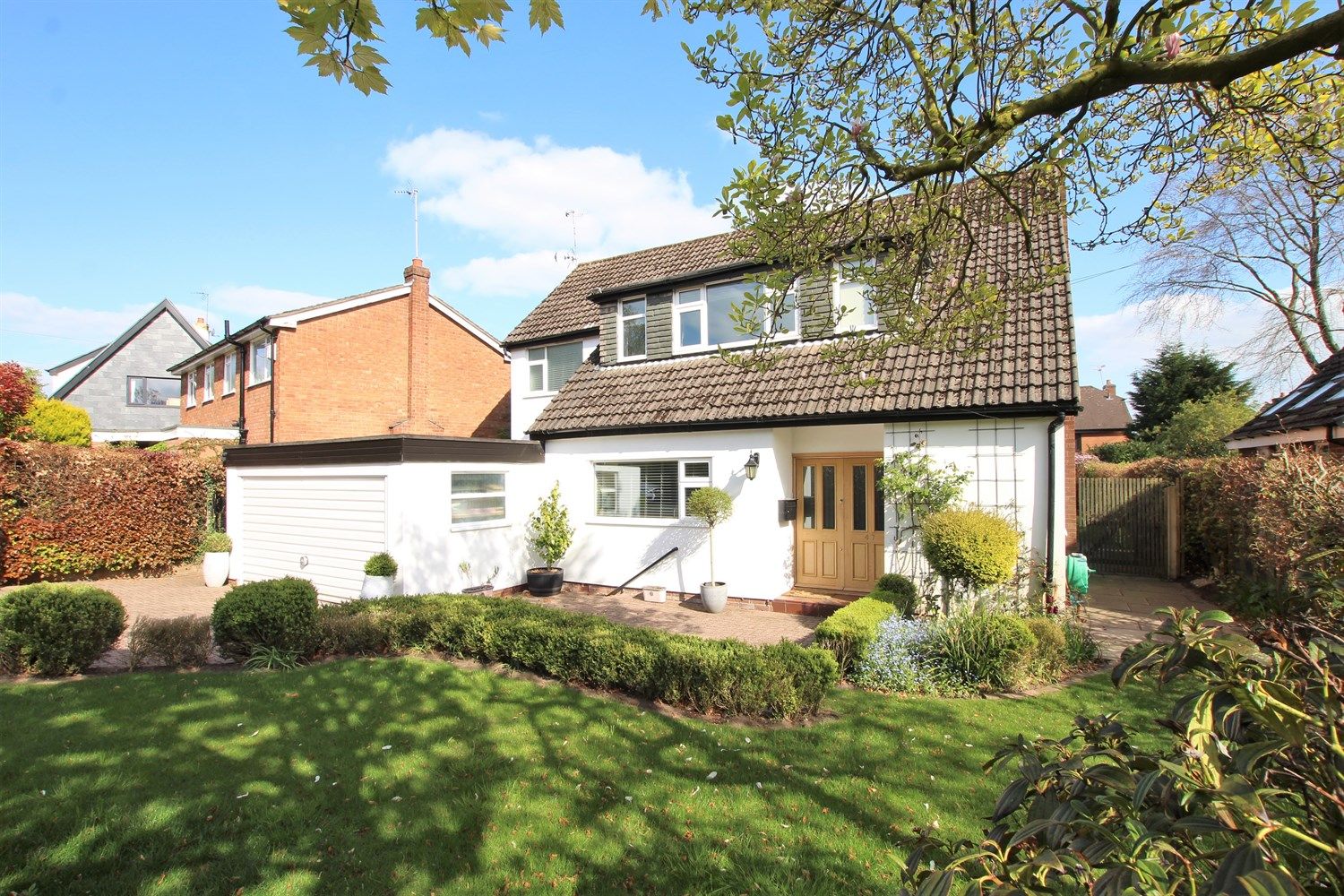 4 bed detached house for sale in Gaddum Road, Bowdon, Altrincham WA14