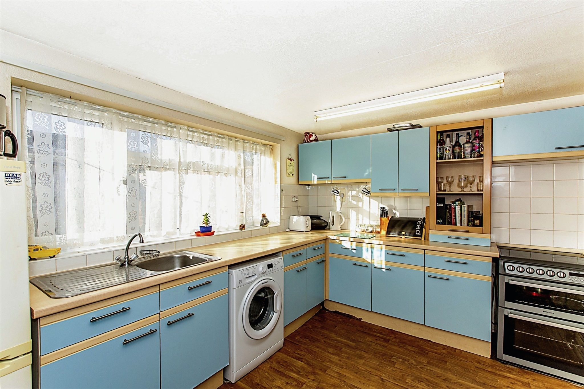 3 bed semidetached house for sale in Benedict Close, Rushden NN10 Zoopla