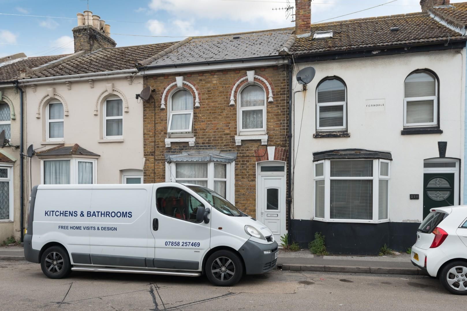 2 bed terraced house for sale in Newington Road, Ramsgate CT12 Zoopla