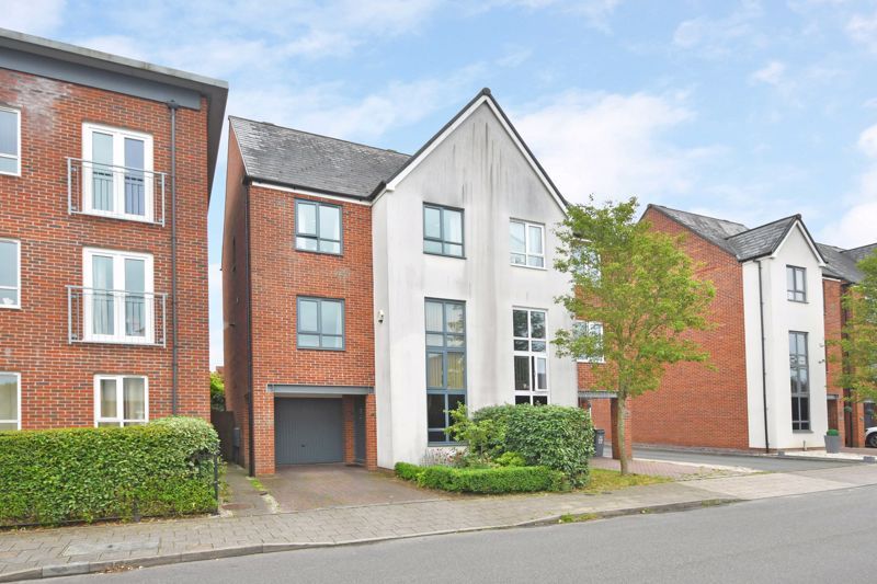 4 bed semidetached house for sale in Sytchmill Way, Burslem, StokeOn