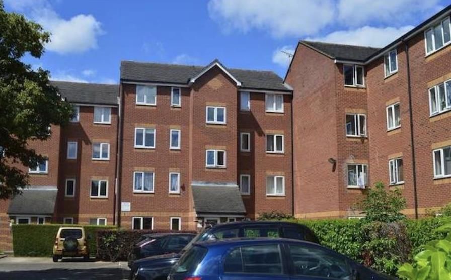 1 bed flat for sale in Bream Close, London N17 Zoopla