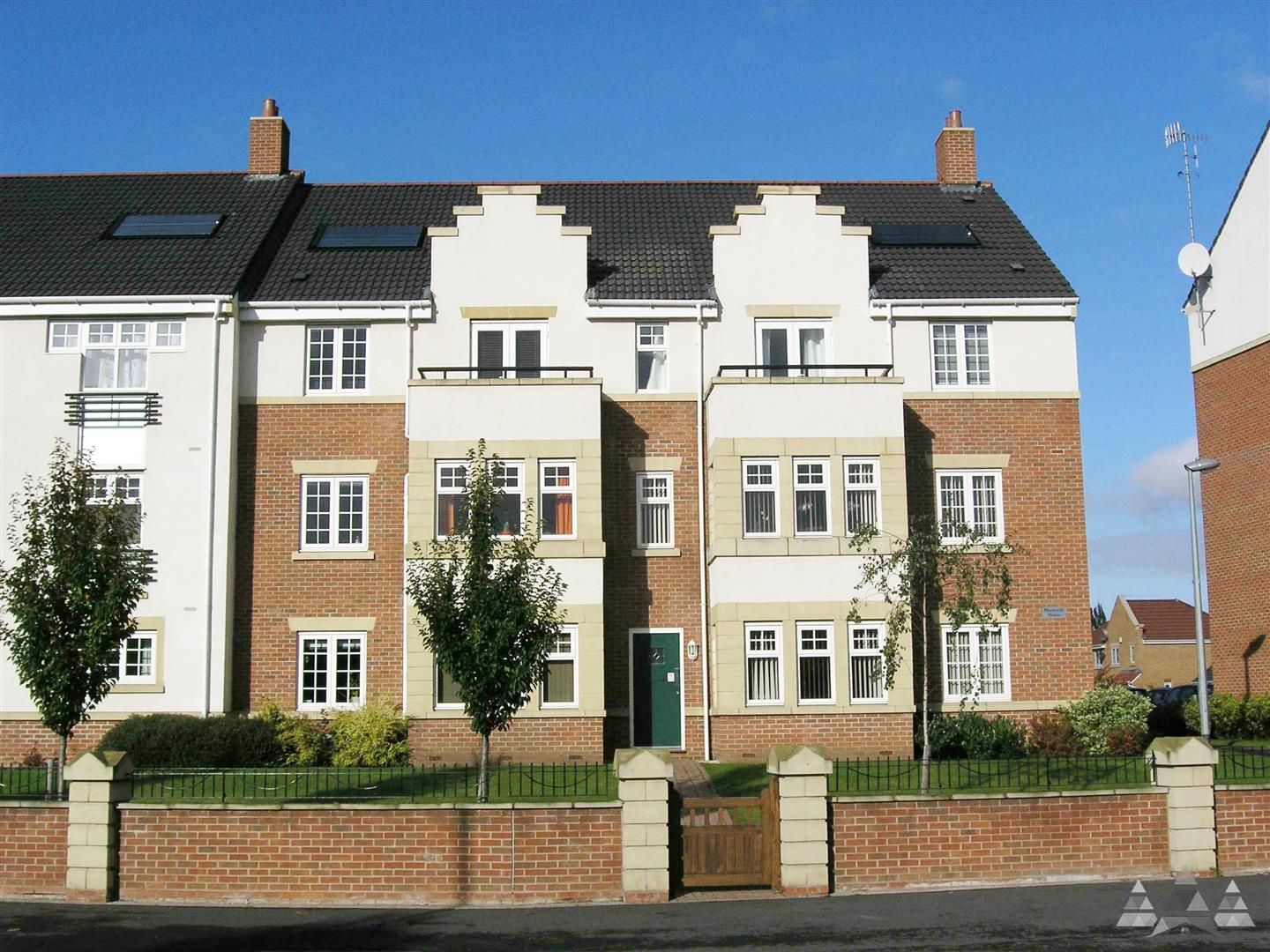 1 bed flat for sale in Moorcroft House, Archdale Close, Chesterfield