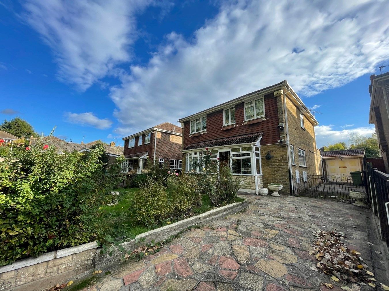 4 bed detached house for sale in Wickham Close, Newington