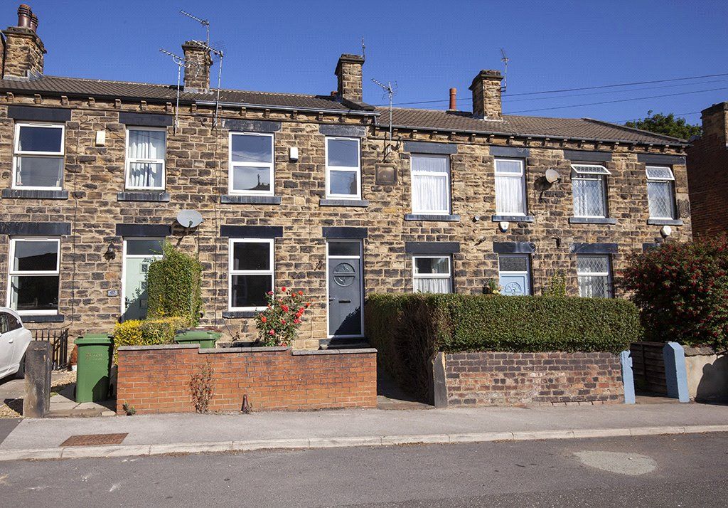 2 bed terraced house to rent in Finkle Lane, Gildersome, Morley, Leeds