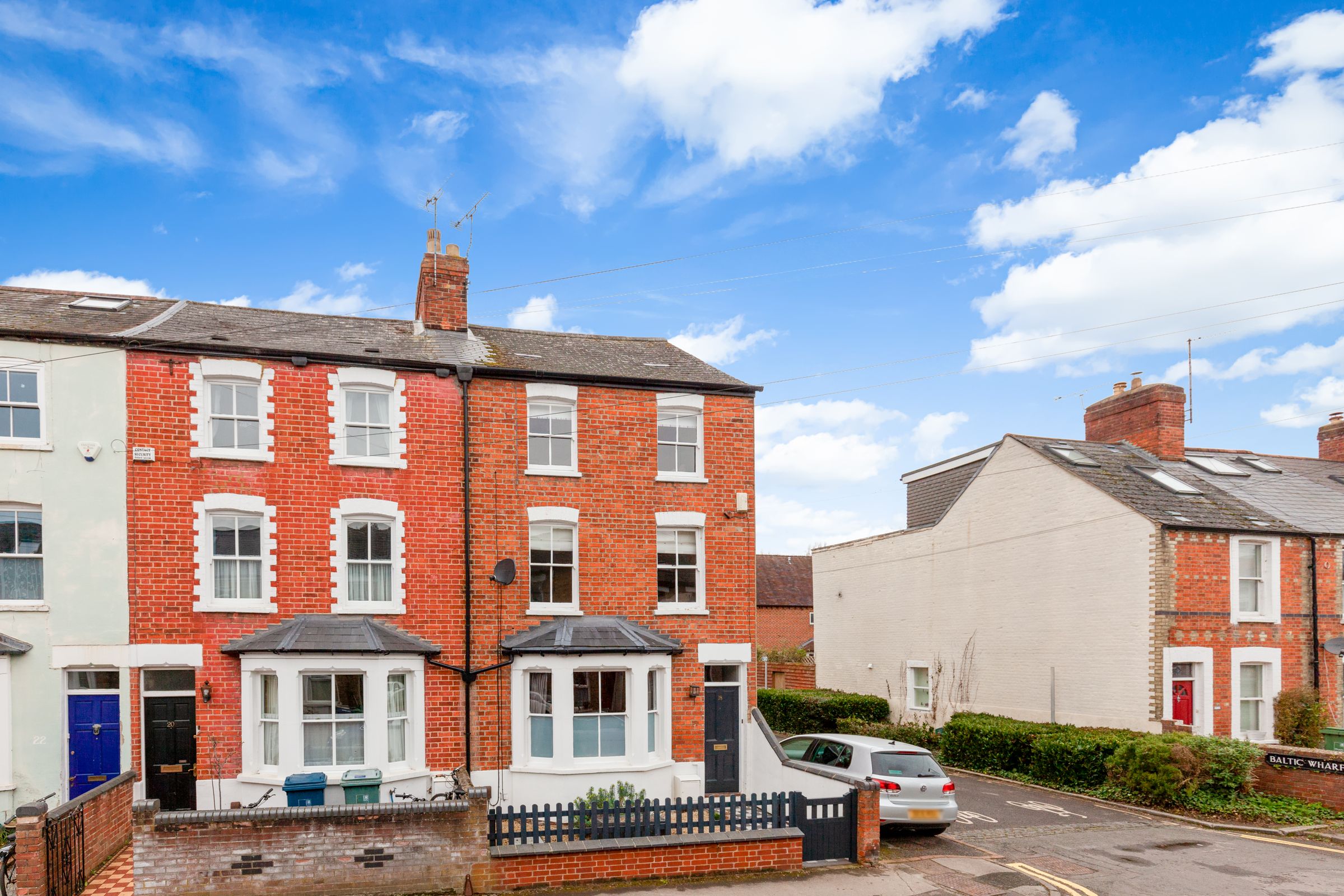 5 bed end terrace house for sale in Marlborough Road, Grandpont, Oxford