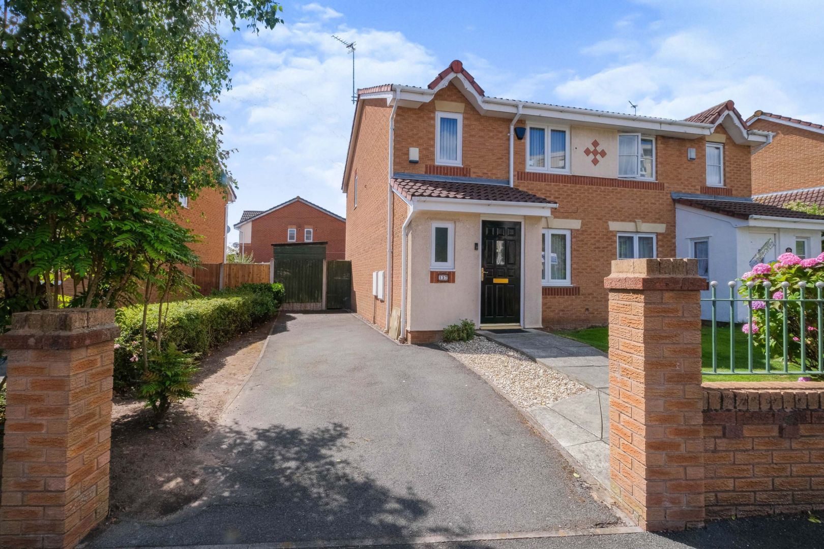 3 bed semidetached house for sale in Arncliffe Road, Liverpool L25
