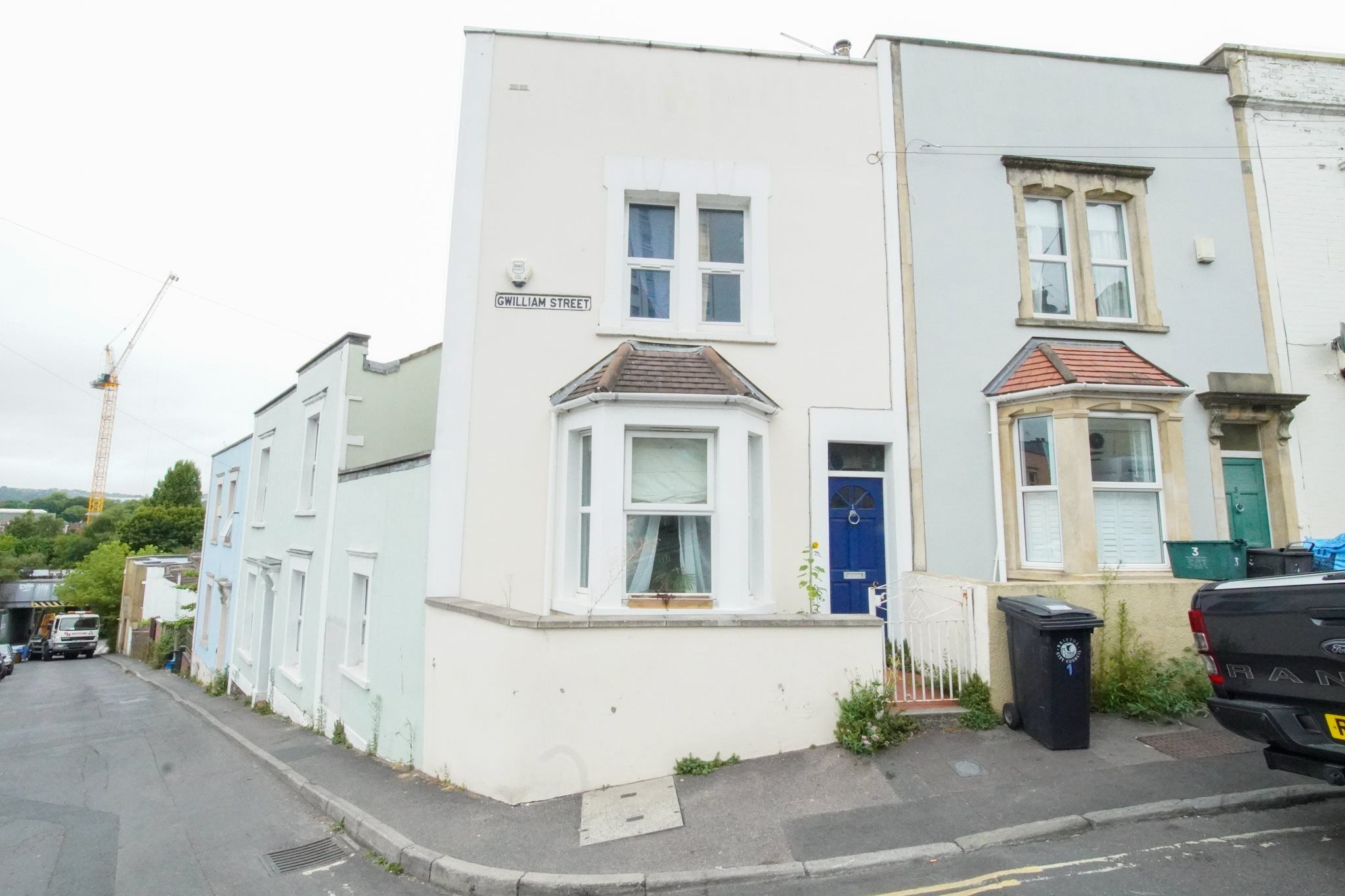 3 bed end terrace house to rent in Gwilliam Street, Bedminster, Bristol