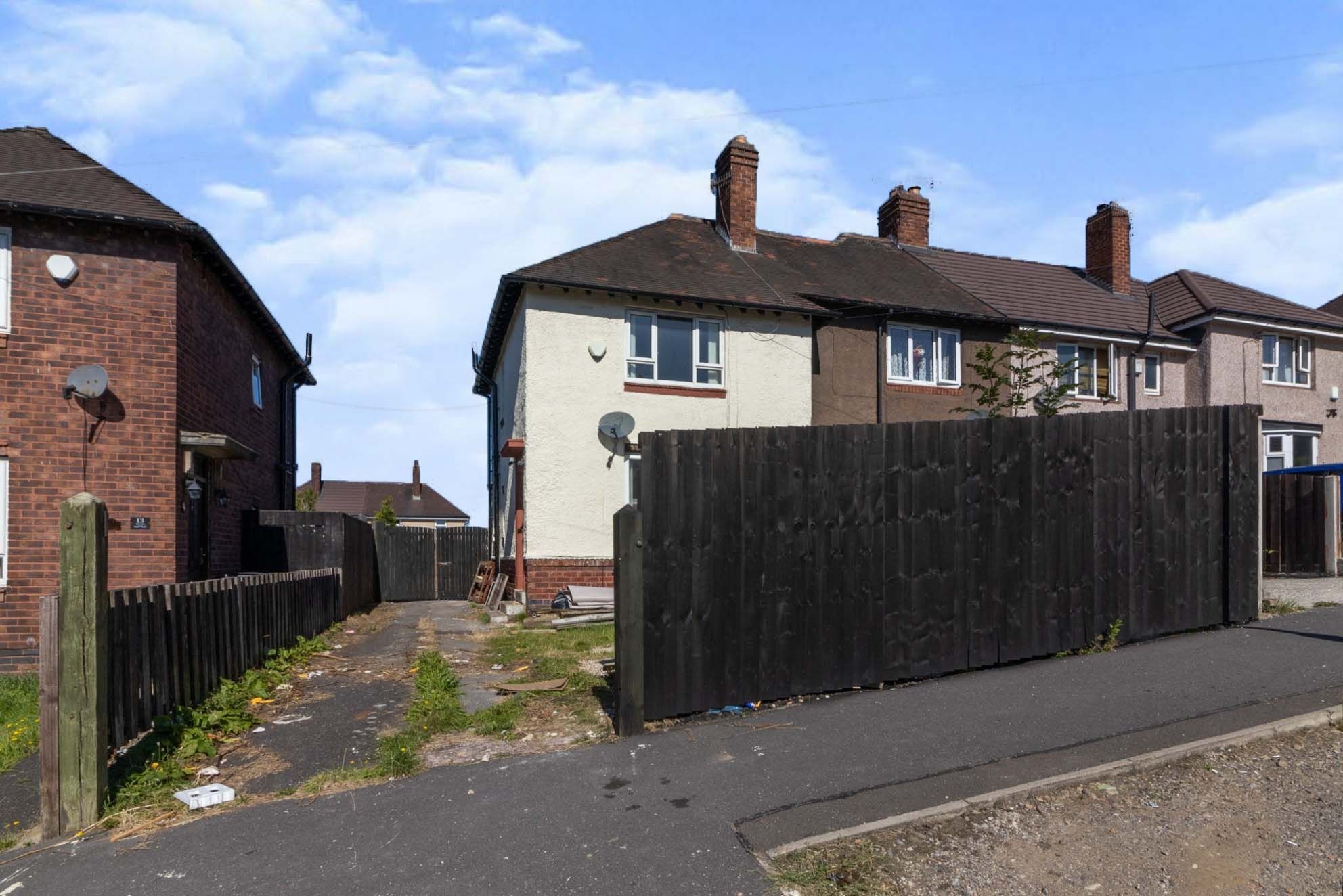 2 bed end terrace house to rent in Avenue, Sheffield, South