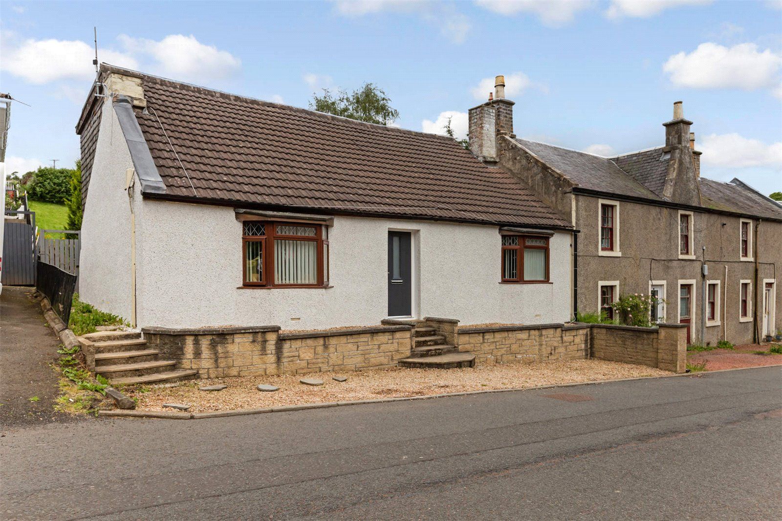 3 bed semidetached house for sale in New Trows Road, Lesmahagow