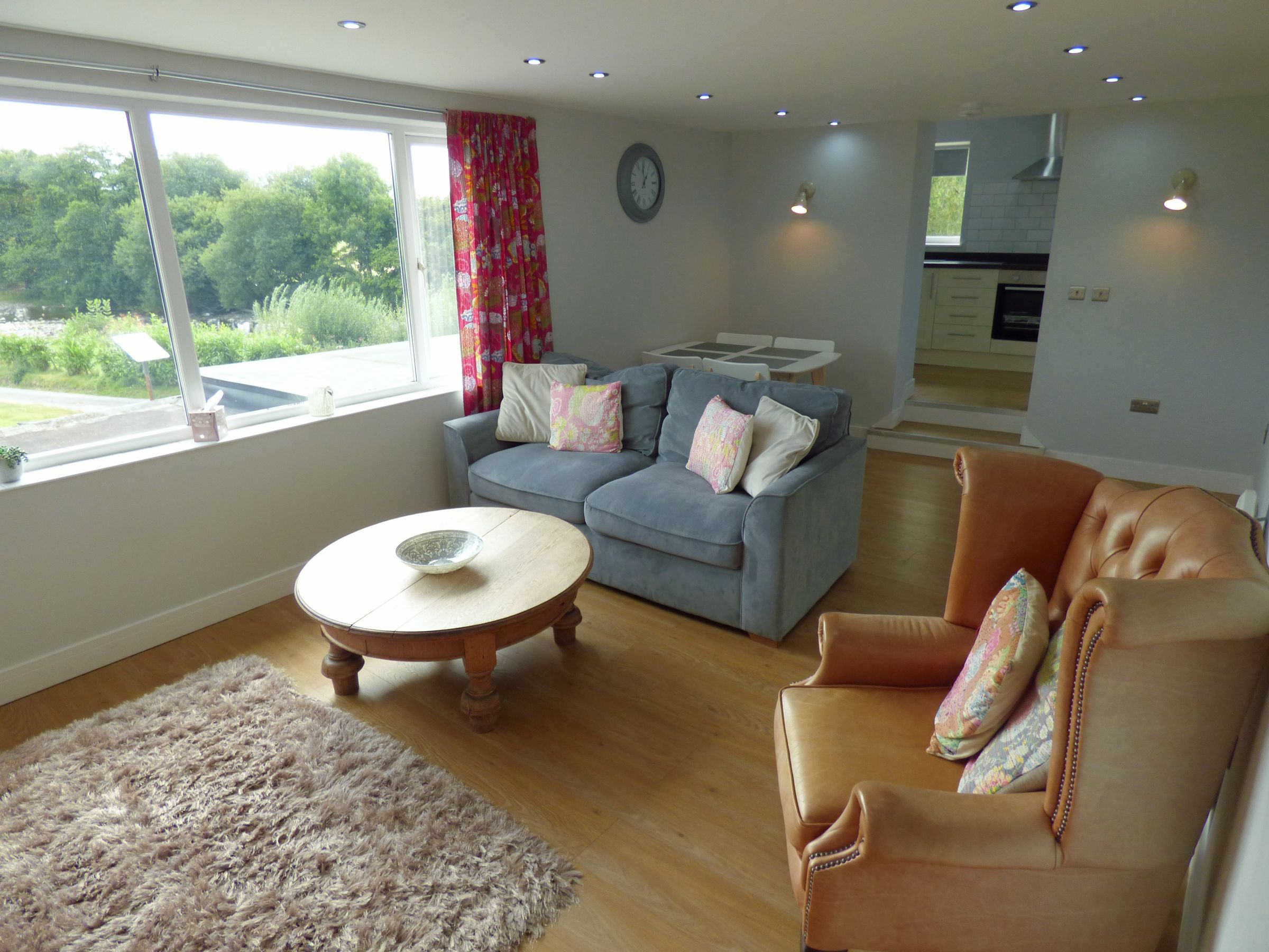 2 bed flat to rent in Pontargothi, Carmarthen, Carmarthenshire SA32