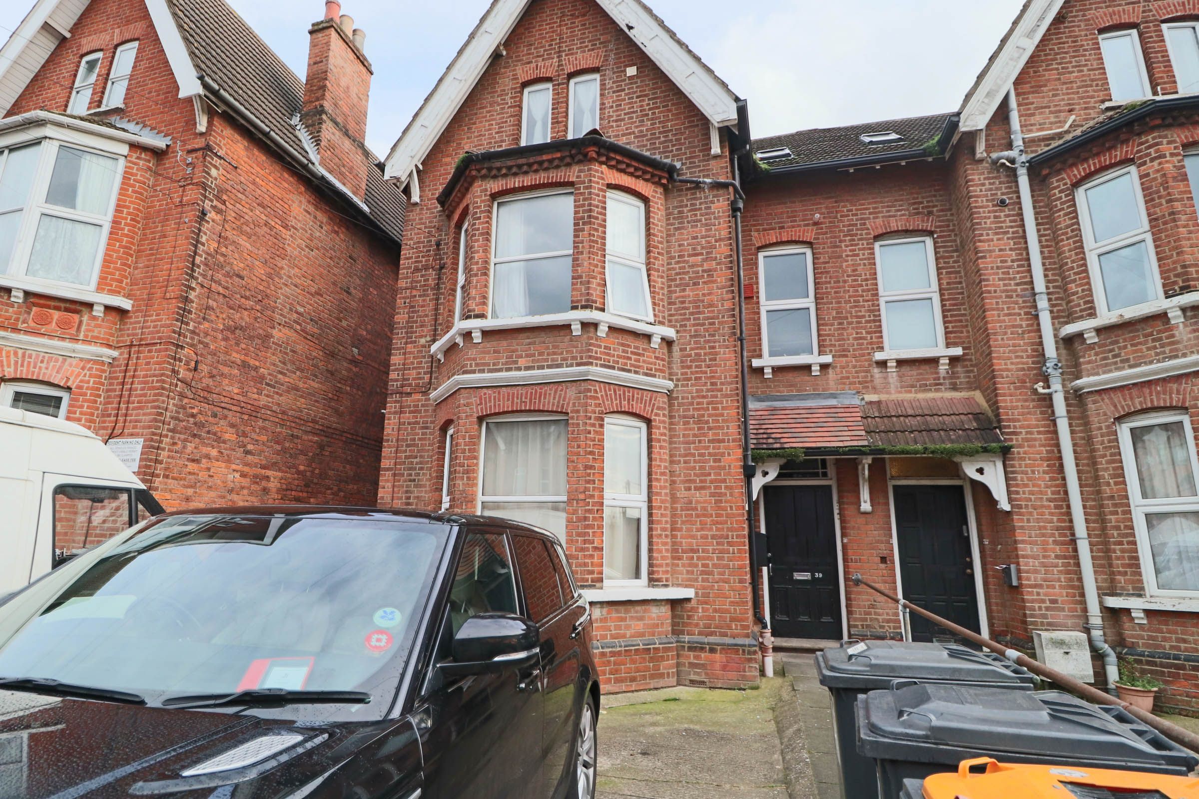 Studio to rent in Conduit Road, Bedford MK40 Zoopla