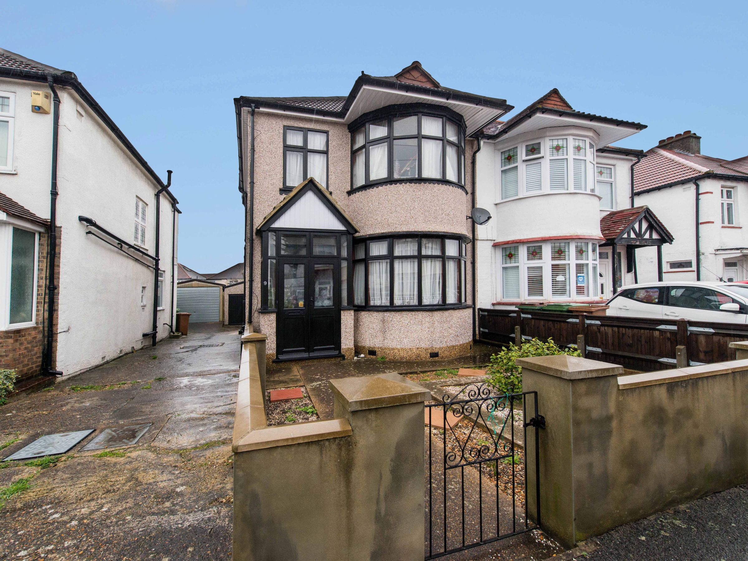 3 bed semidetached house for sale in East Avenue, Wallington SM6 Zoopla