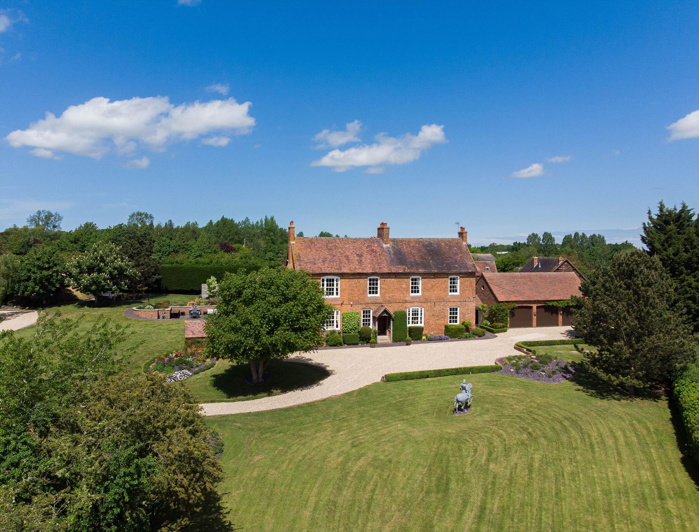 8 bed detached house for sale in Broughton Green, Droitwich