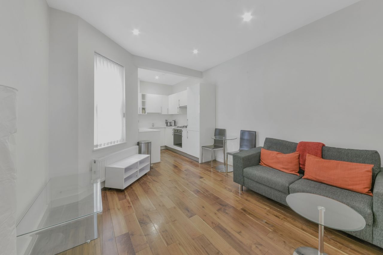 1 bed flat to rent in Landmark Court, Marylebone, London NW1 Zoopla