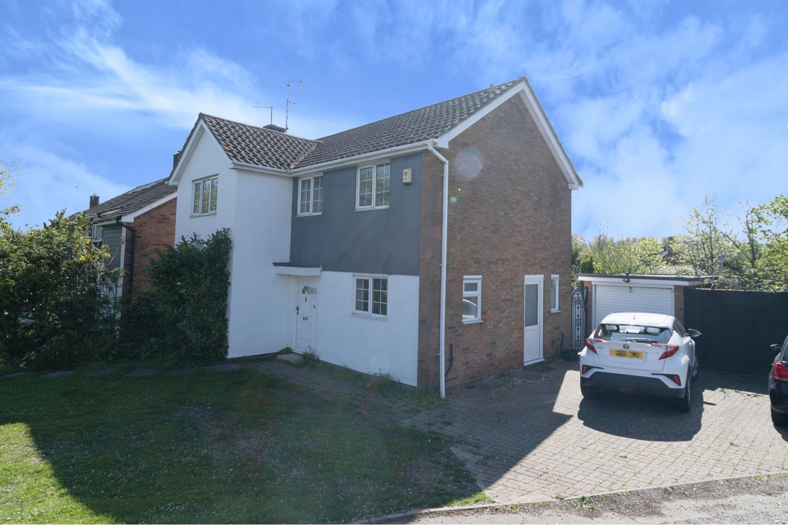3 bed detached house for sale in Sparrows Herne, Basildon SS16 Zoopla