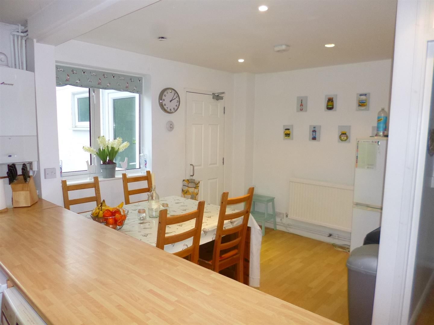 4 bed town house for sale in Willow Way, Potters Bar, Herts EN6 Zoopla