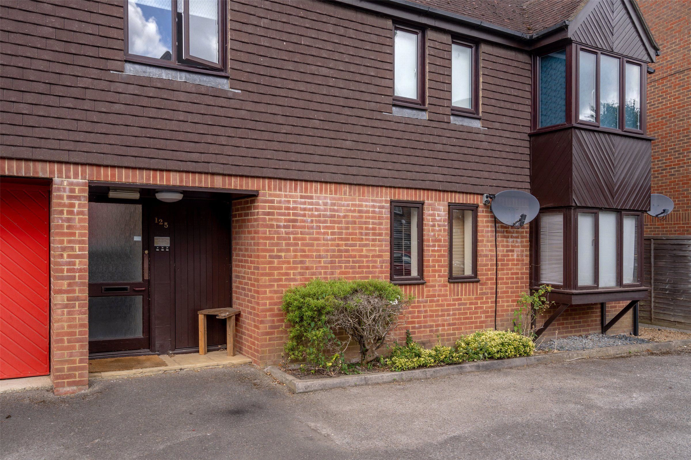 1 bed flat to rent in The Mews, 125 Holmesdale Road, Reigate, Surrey RH2 Zoopla