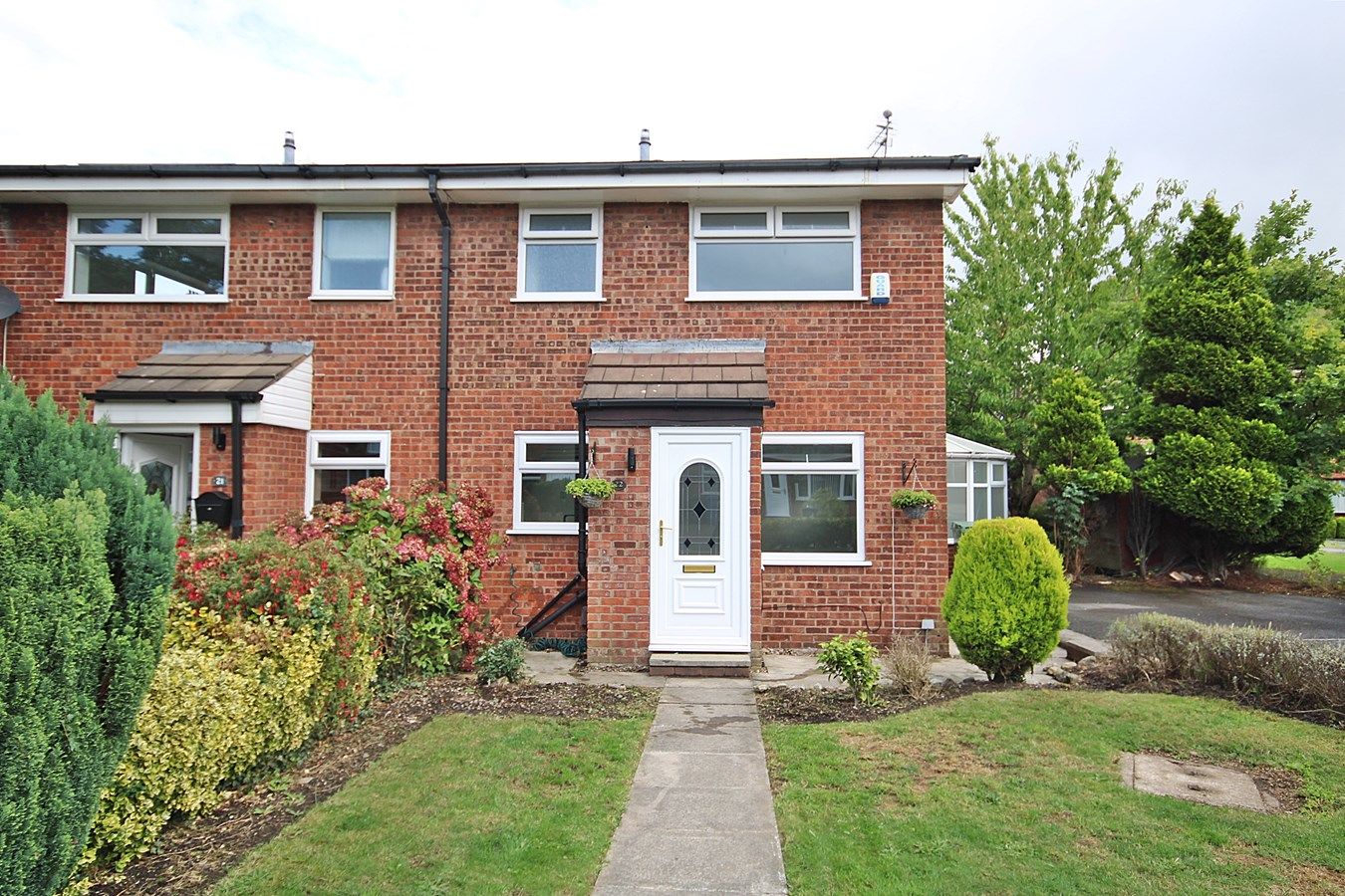 1 bed semidetached house to rent in Mayfair Close, Great Sankey