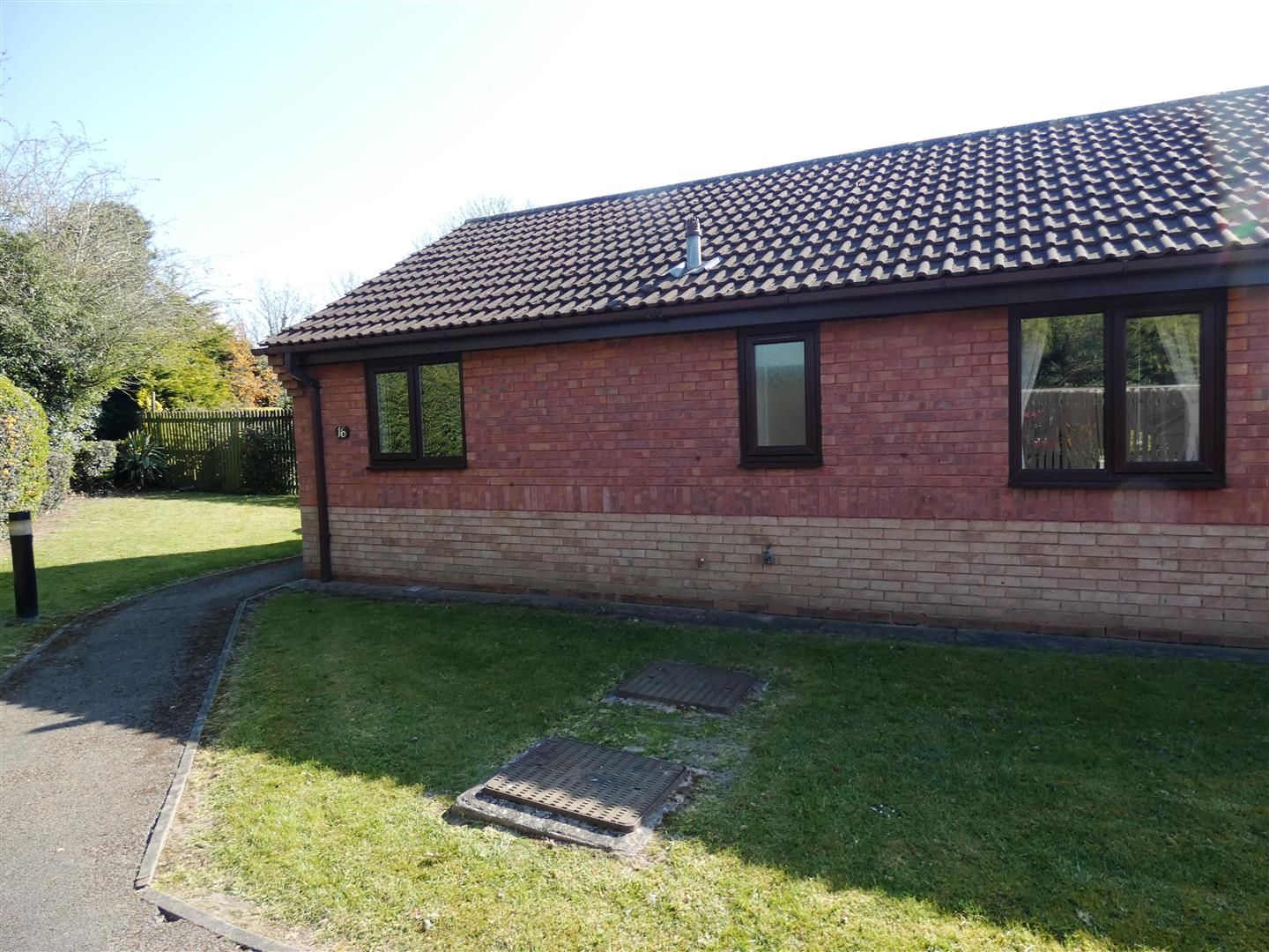 2 bed semidetached bungalow for sale in Ladywell Close, Stretton