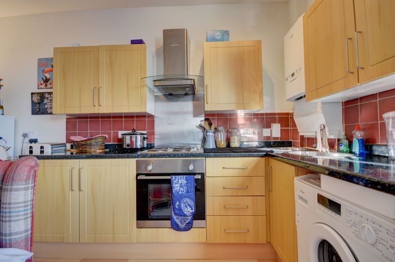 2 bed flat for sale in Windsor Terrace, Whitby YO21 Zoopla