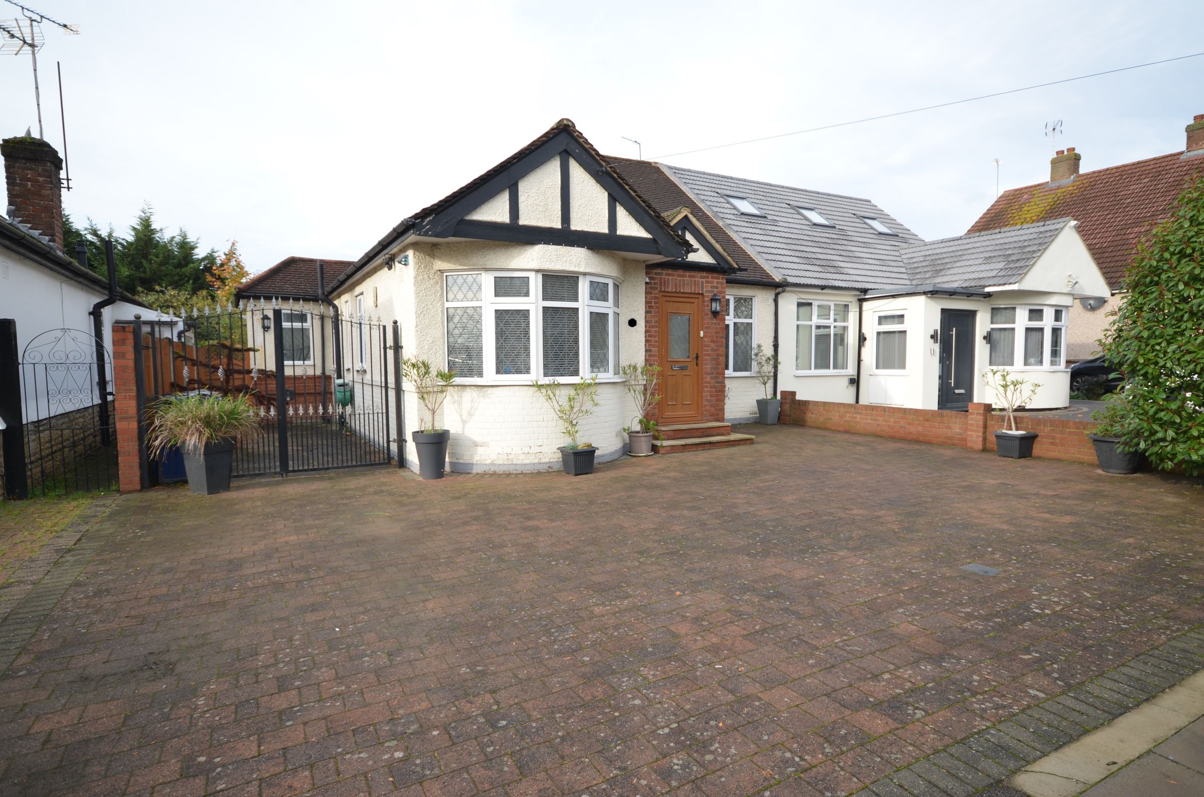 3 bed semidetached bungalow for sale in Borrowdale Avenue, Harrow HA3