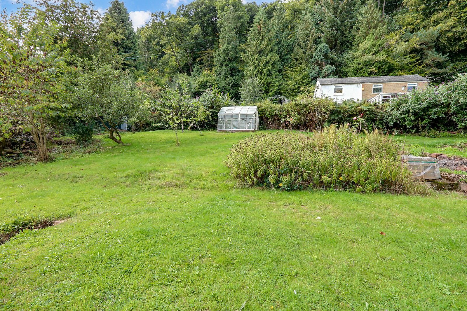 3 bed cottage for sale in Jubilee Road, Mitcheldean, Gloucestershire