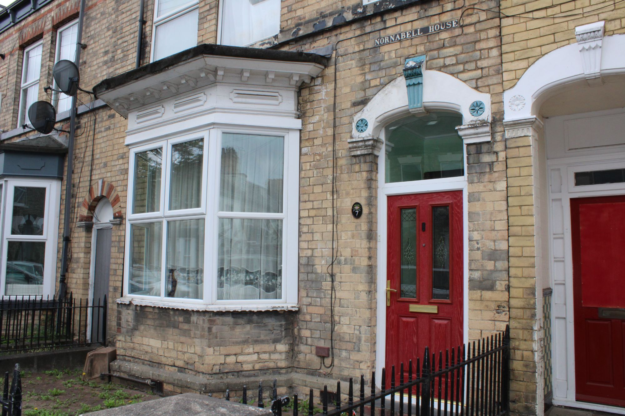 6 bed terraced house for sale in Albany Street, Hull HU3 Zoopla