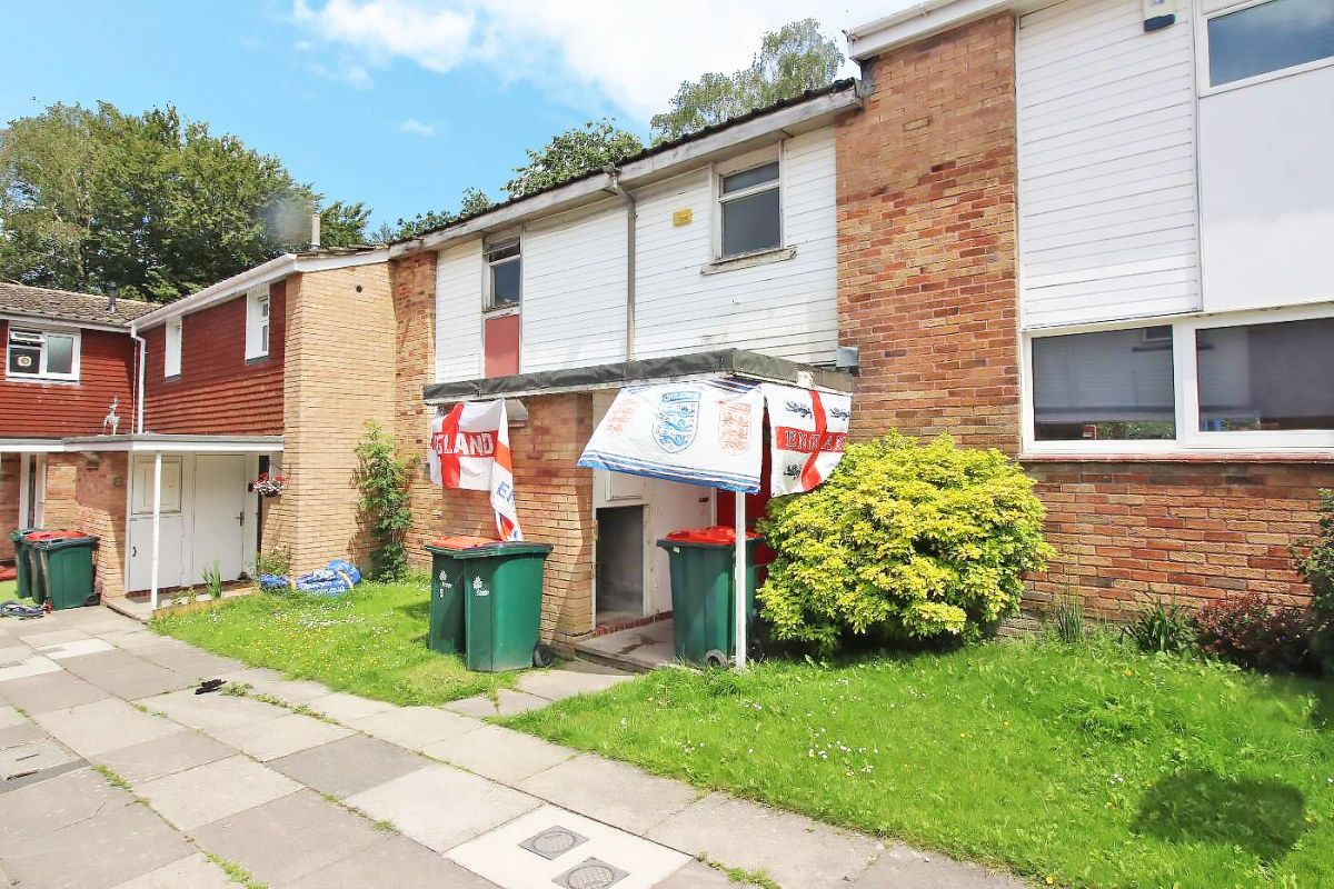 Jeans Court, Halley Close, Crawley, West Sussex RH11