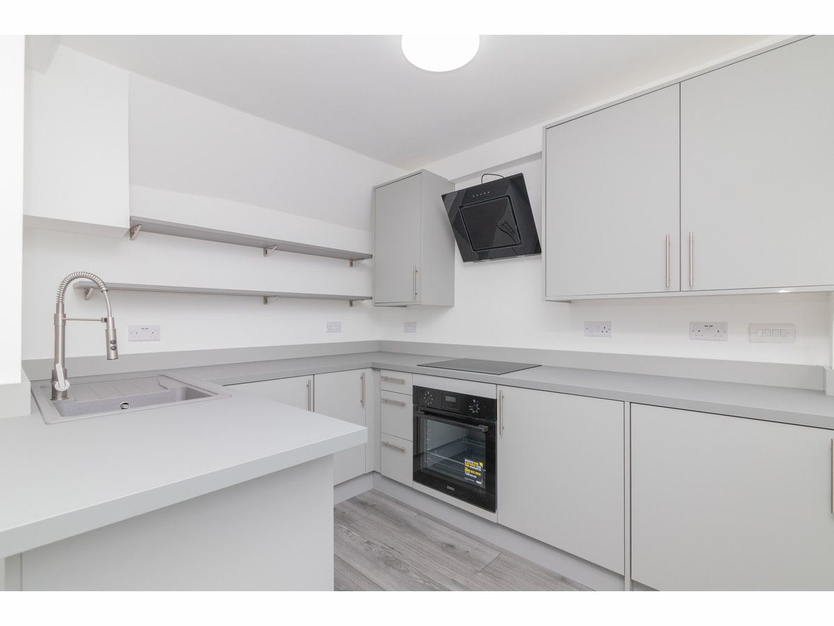 2 bed end terrace house for sale in Bruce Street, Airdrie ML6 Zoopla