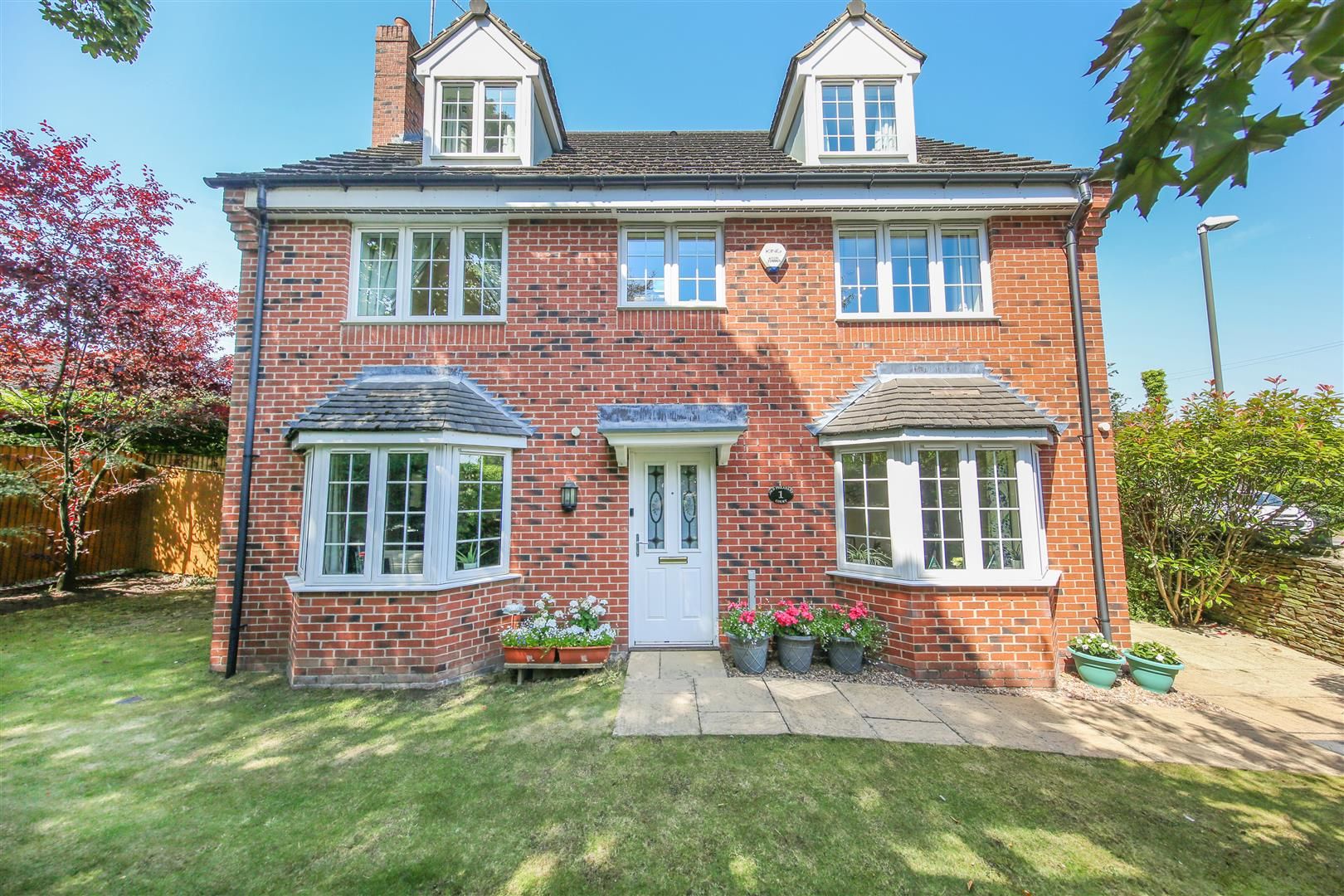 5 bed detached house for sale in Old Pheasant Court, Brookside