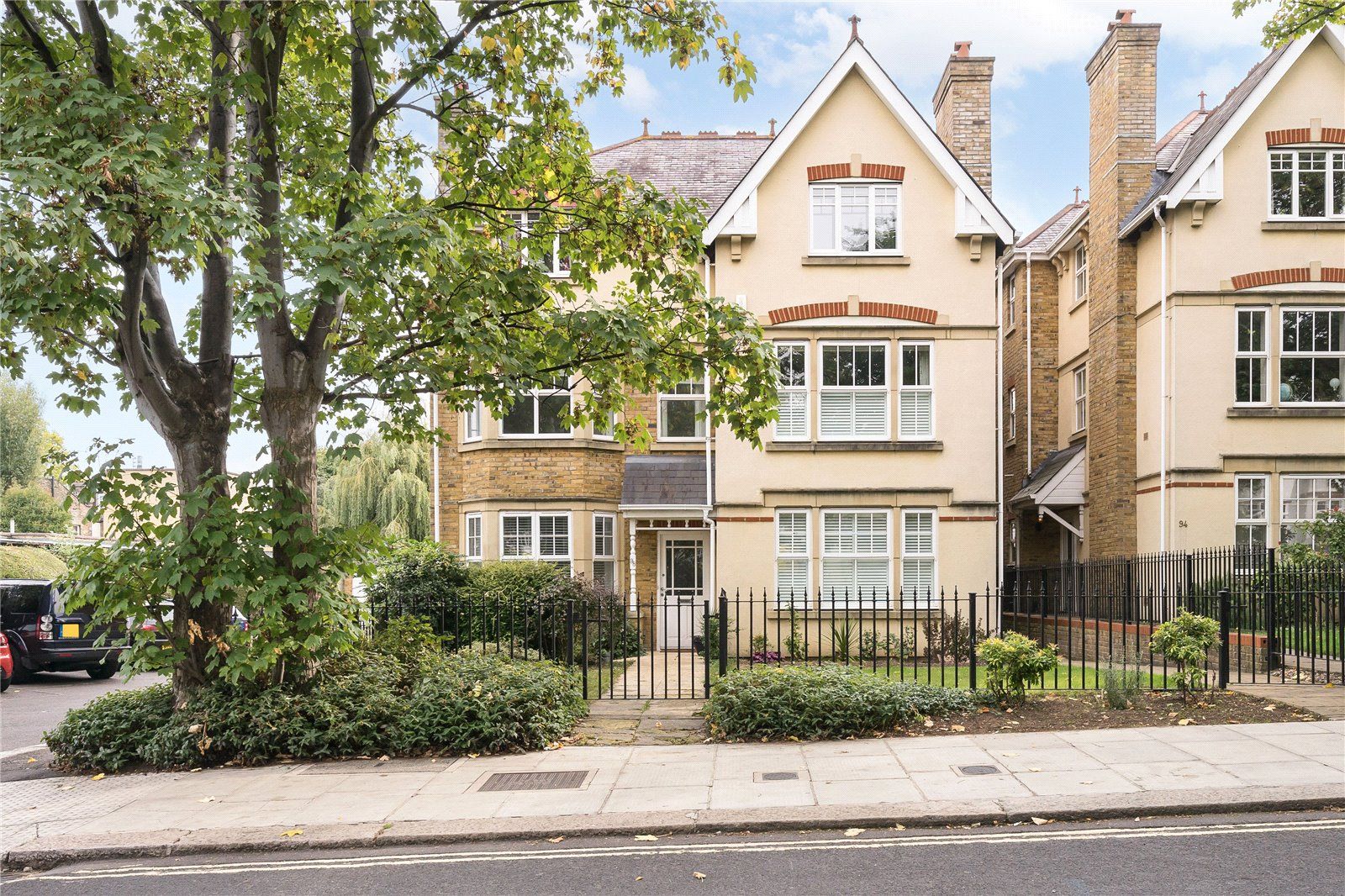 5 bed semidetached house for sale in Kings Road, Richmond TW10 Zoopla