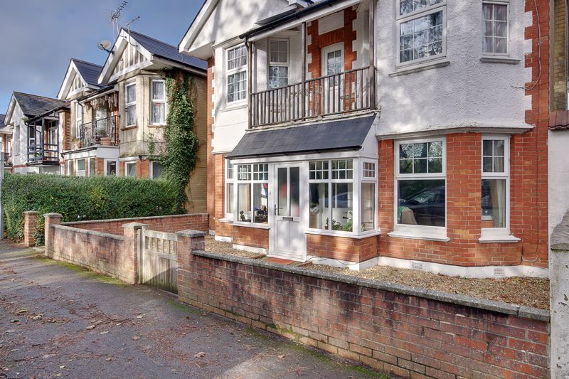 2 bed flat for sale in Maxwell Road, Winton, Bournemouth BH9 Zoopla