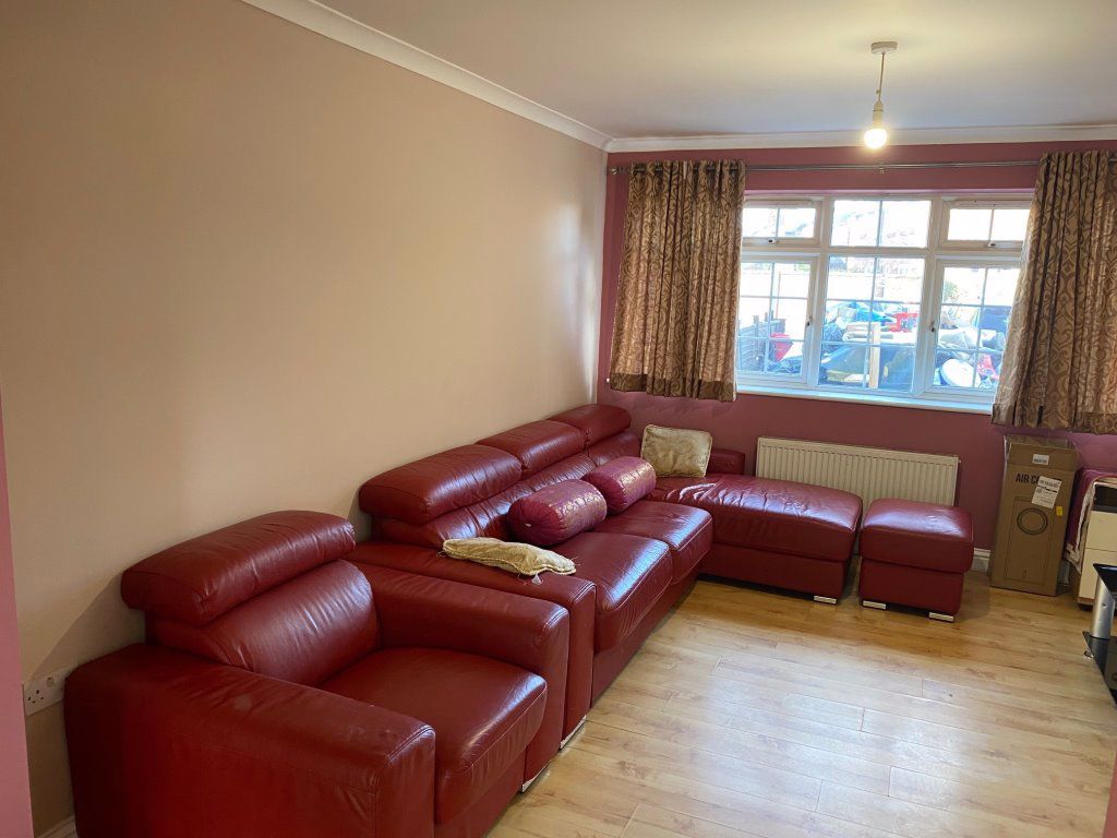 3 bed property to rent in Cippenham Lane, Cippenham, Slough SL1 Zoopla