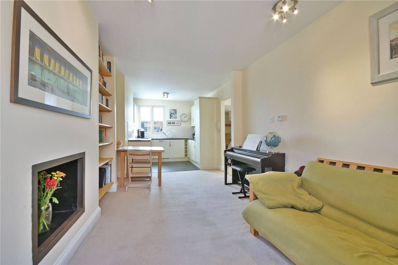 Maygrove Road, Kilburn, London NW6  