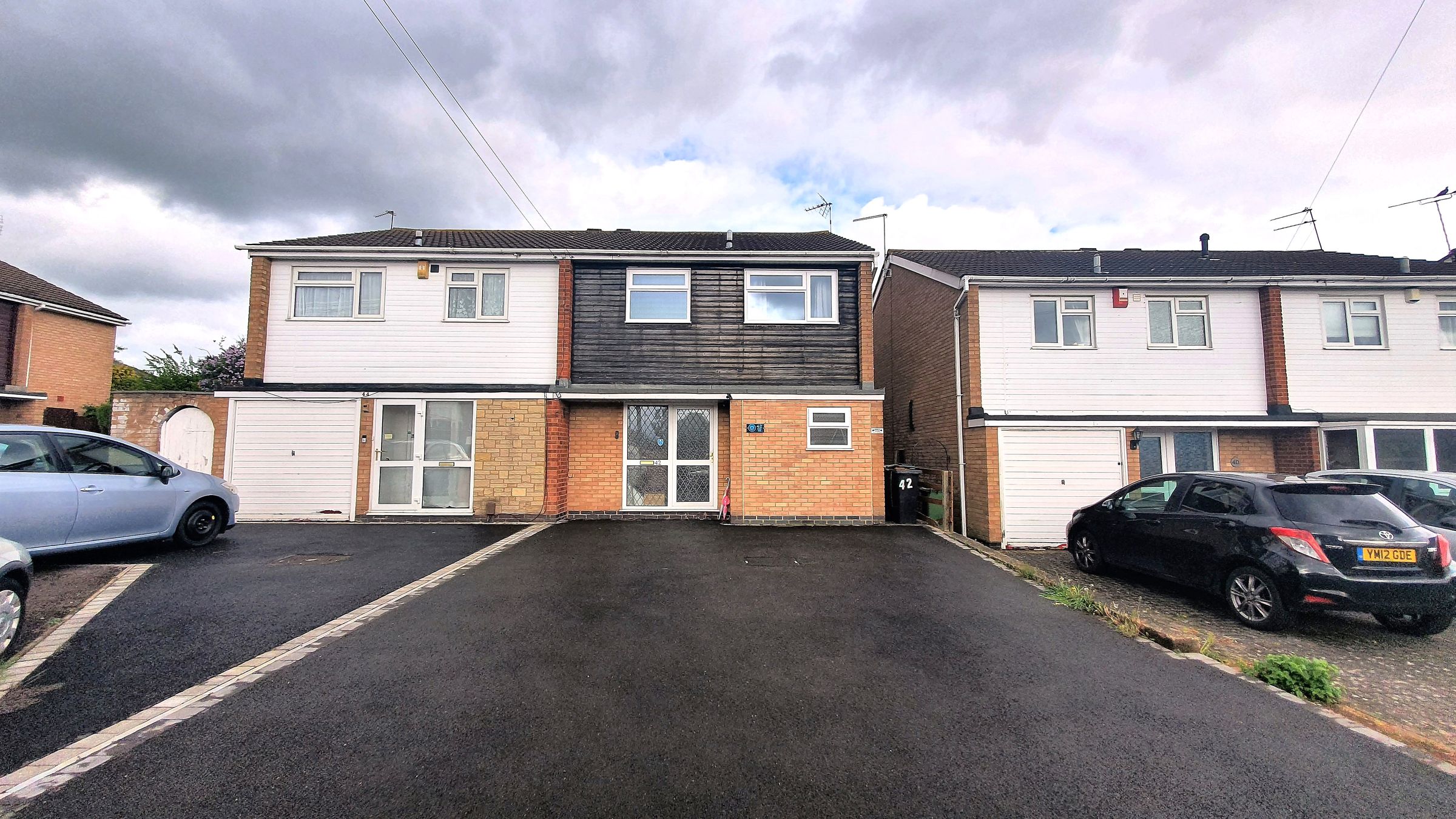 3 bed semidetached house for sale in Pinewood Avenue, Thurmaston